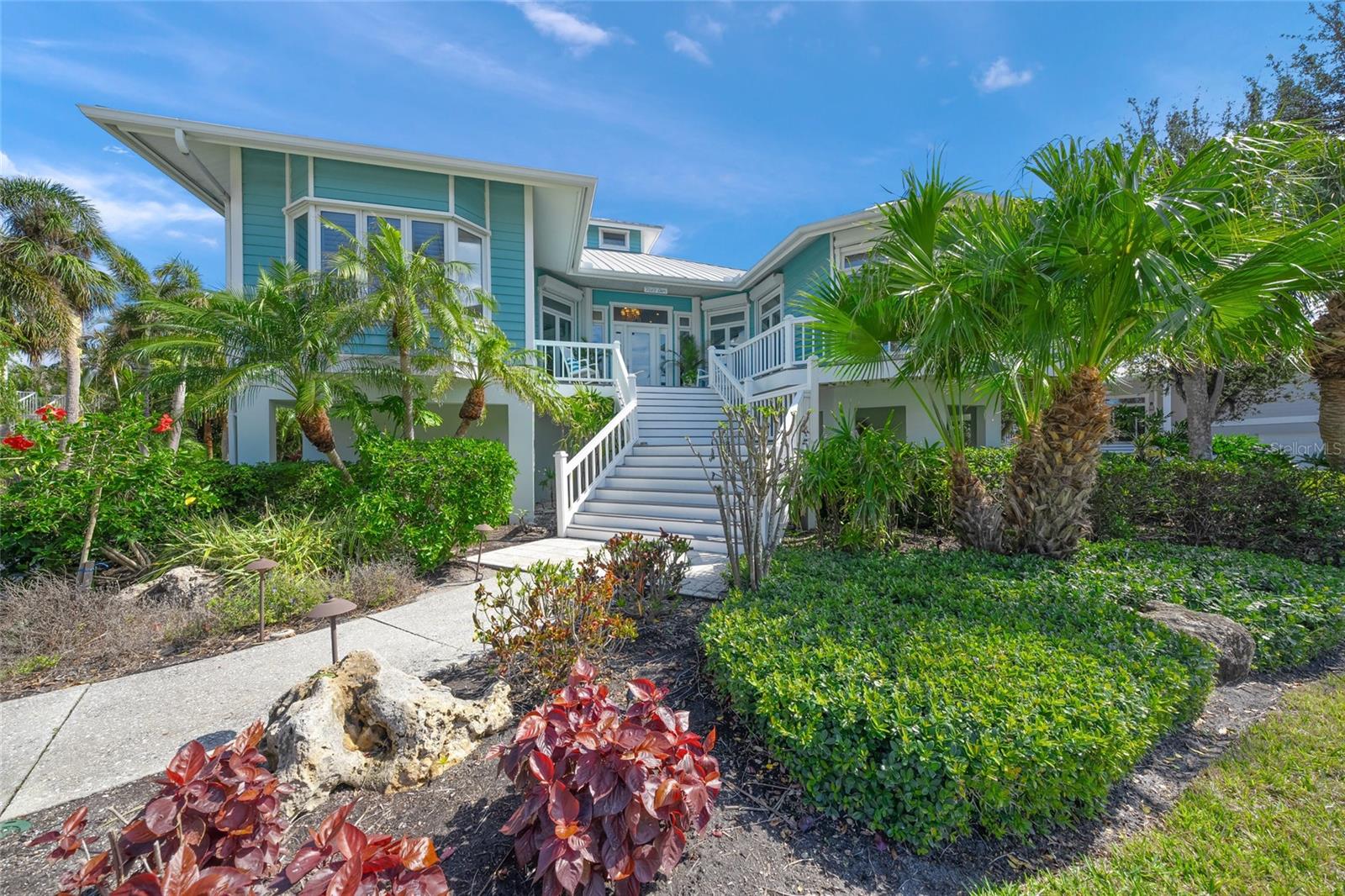THE EAGLE POINT CLUB - Residential