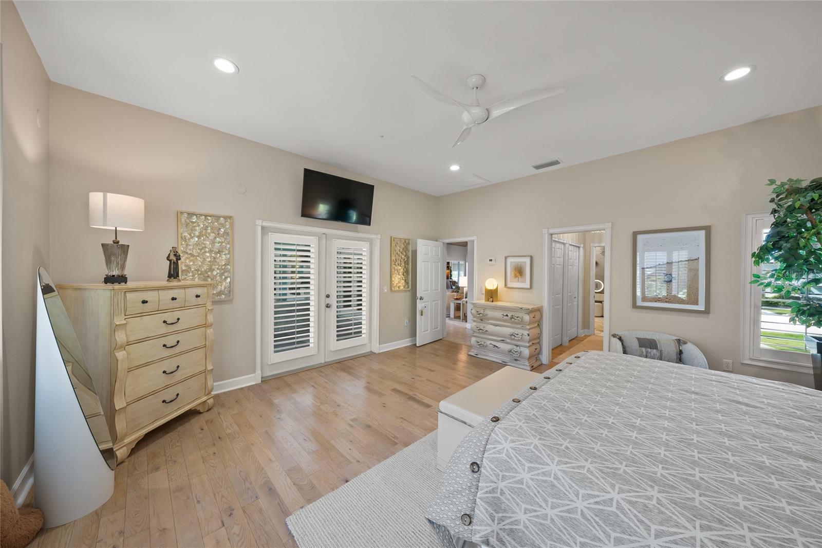 THE EAGLE POINT CLUB - Residential