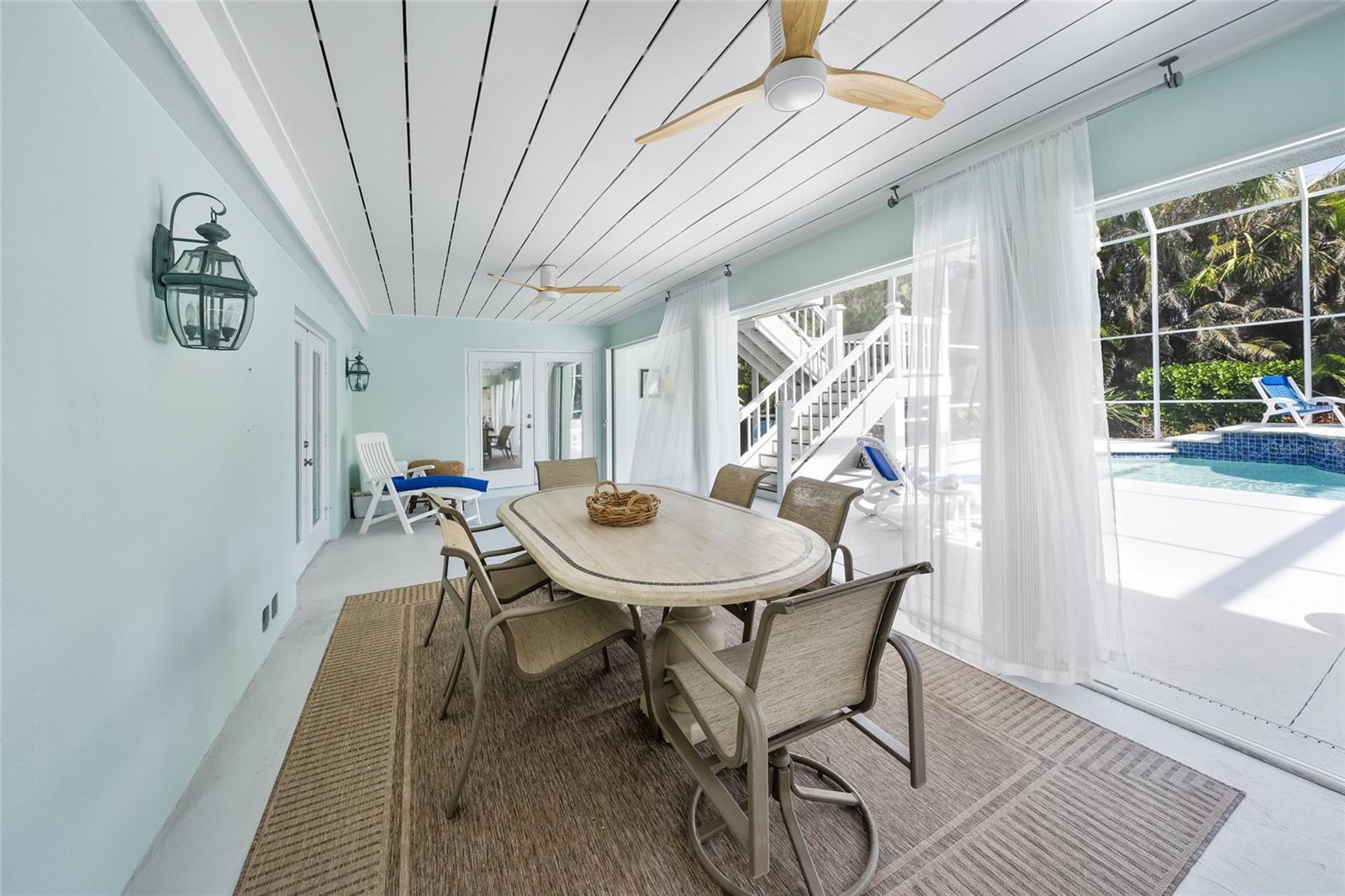 THE EAGLE POINT CLUB - Residential