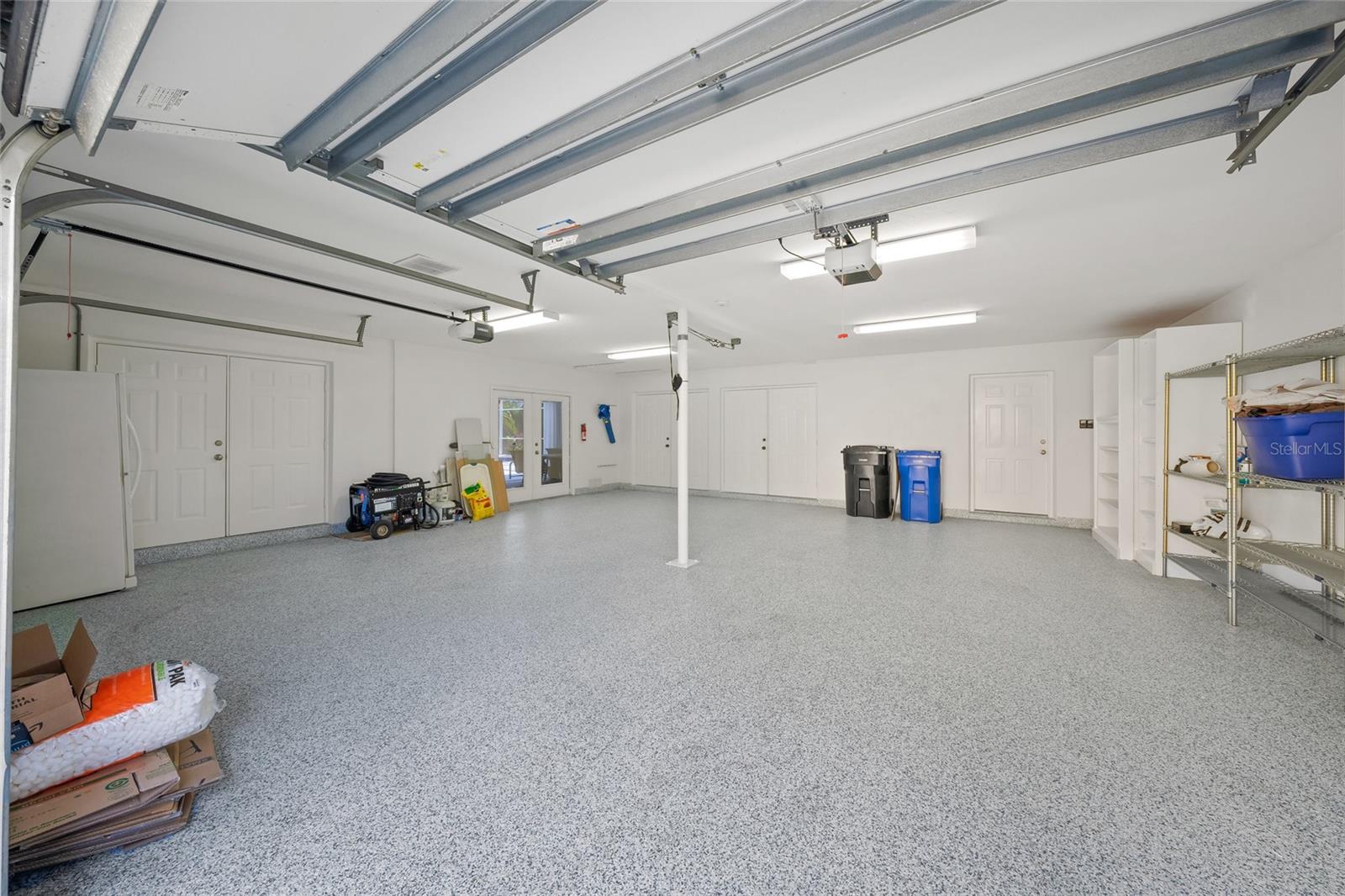 THE EAGLE POINT CLUB - Residential