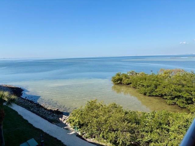 CULBREATH KEY BAYSIDE CONDOMIN - Residential Lease