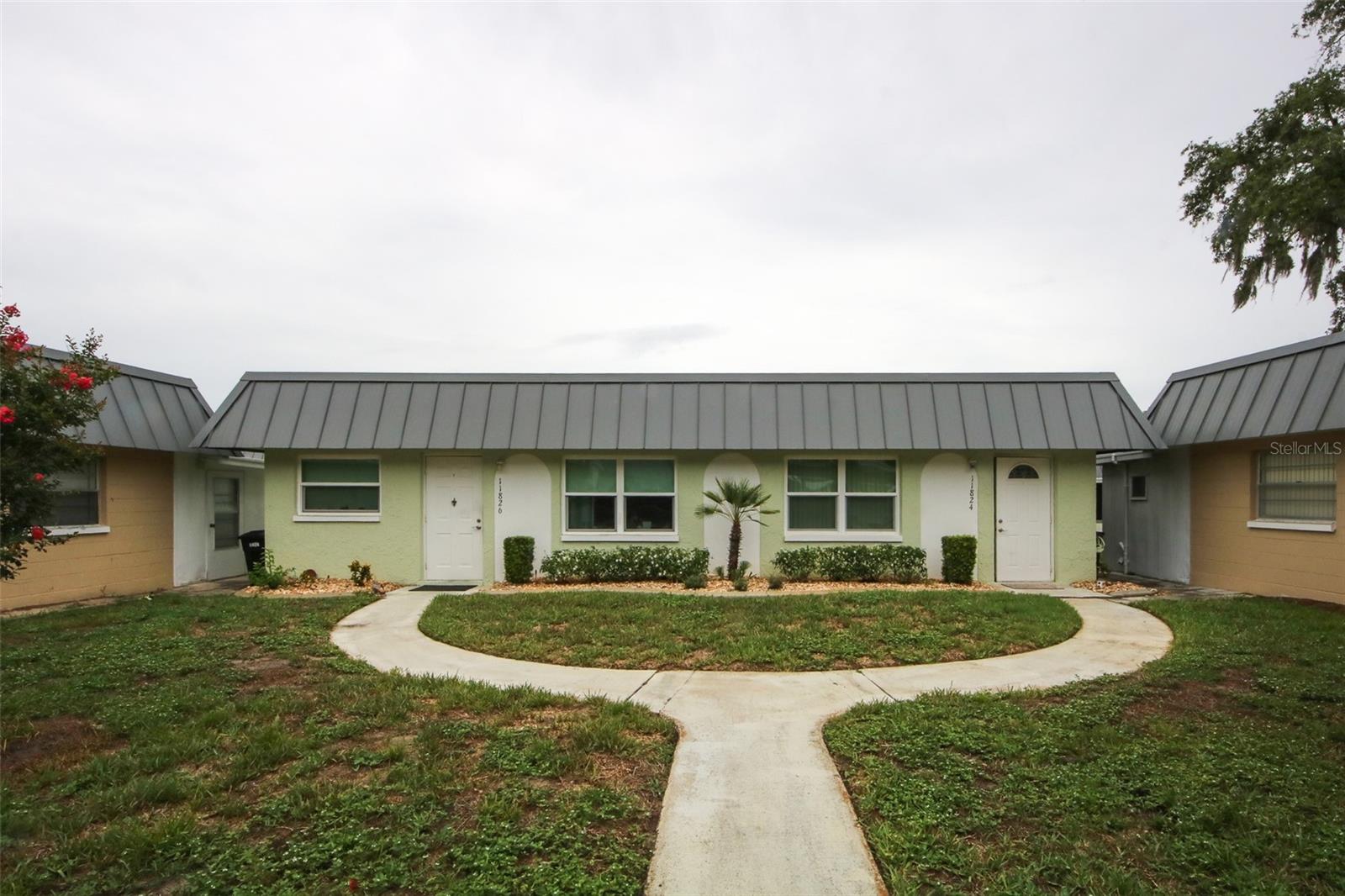 **NOW AVAILABLE** 1 bedroom and 1.5 bathroom fully furnished in the 55+ community of SUMMERTREE. Property includes Basic cable/internet, lawn, trash , exterior pest control.
An immense number of activities are available in this community, starting with the clubhouse where you'll find a fitness center, sauna, pool, jacuzzi, and additionally a library, media room, card game room, plus a billiards room. Dances and shows are often held in the large auditorium. On top of all that, there are tennis, pickleball, and shuffleboard courts, and the public 9 hole golf course that you pay to play.
HOA must approve all applications and background.