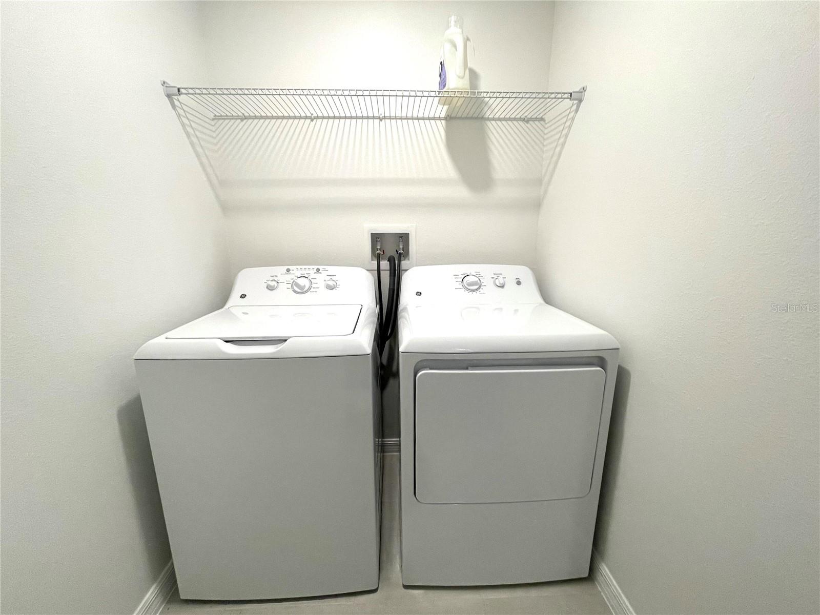 TOWNES/WINDSONG - Residential