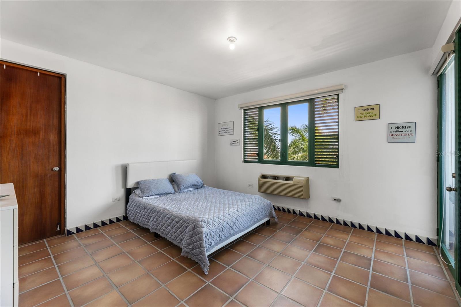 COND.VISTAS DEL CACIQUE - Residential Lease