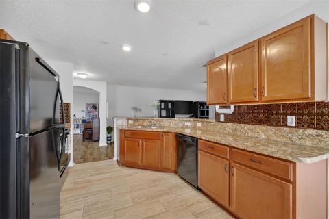 Tiny photo for 2322 Bexley Drive, Tavares, FL 32778 (MLS # G5108956)