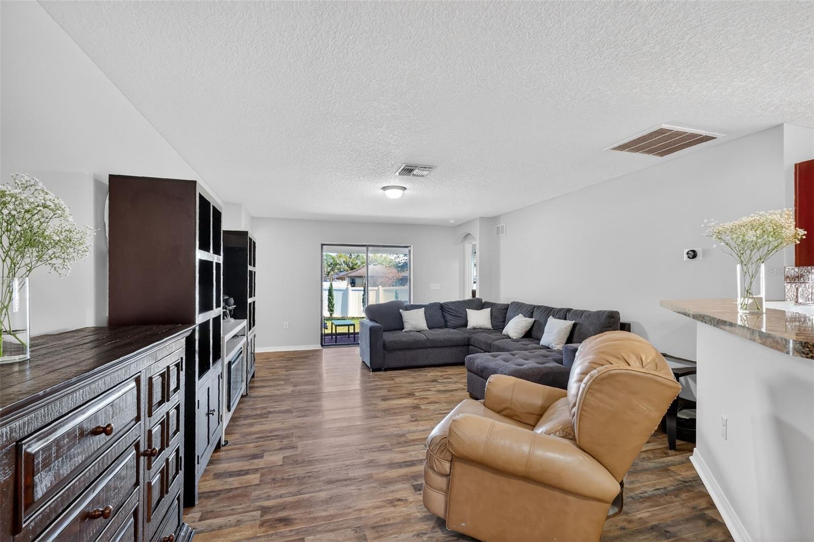 CHELSEA OAKS SOUTH - Residential