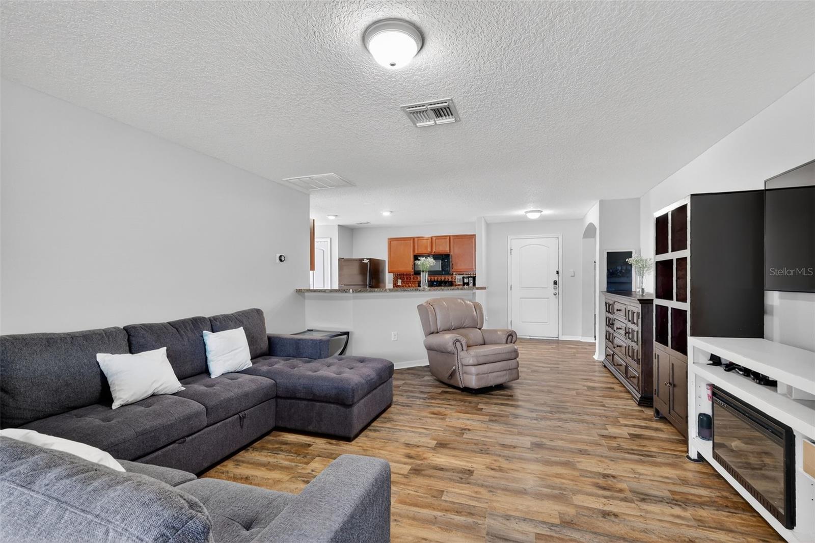 CHELSEA OAKS SOUTH - Residential