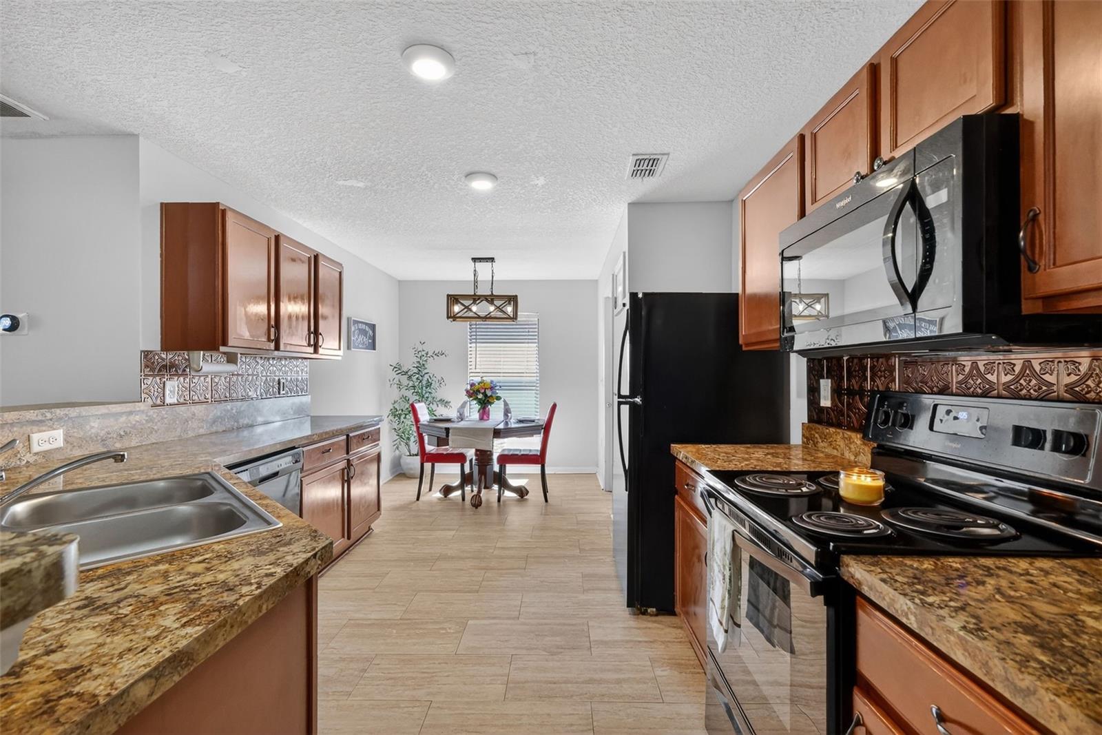 CHELSEA OAKS SOUTH - Residential