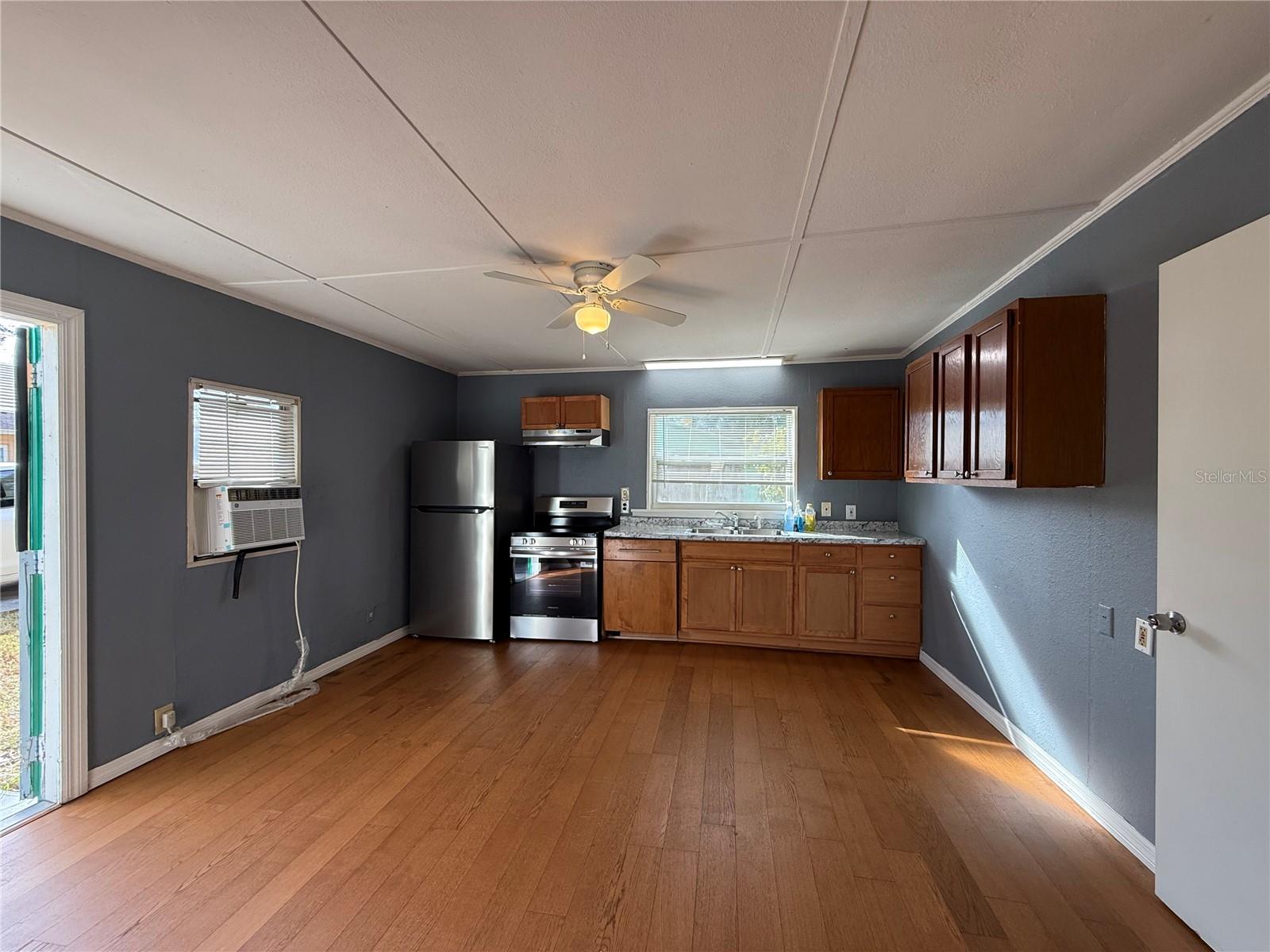 NEW PORT RICHEY CITY - Residential Lease