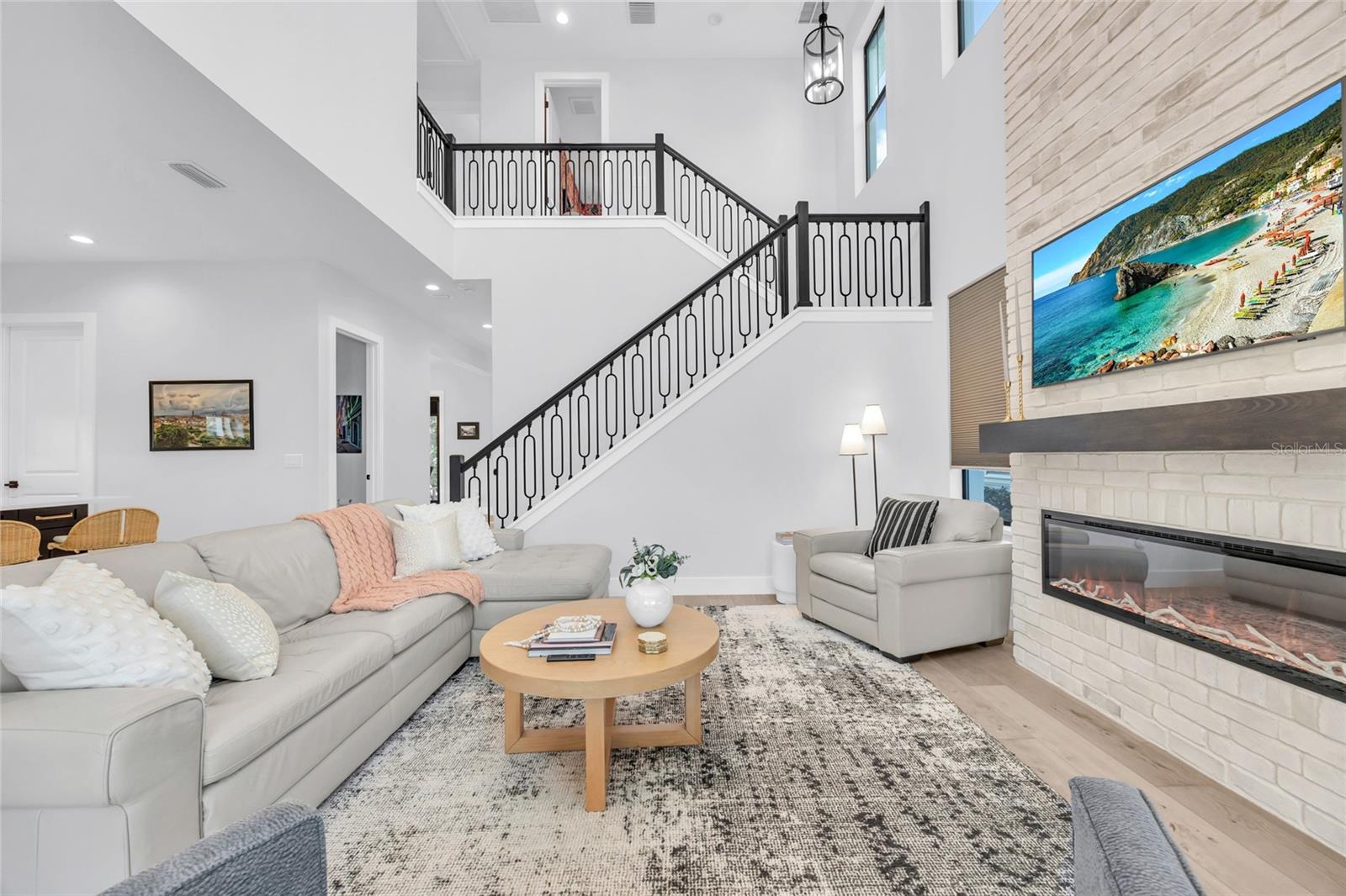 OAKLAND PARKB-1 - Residential