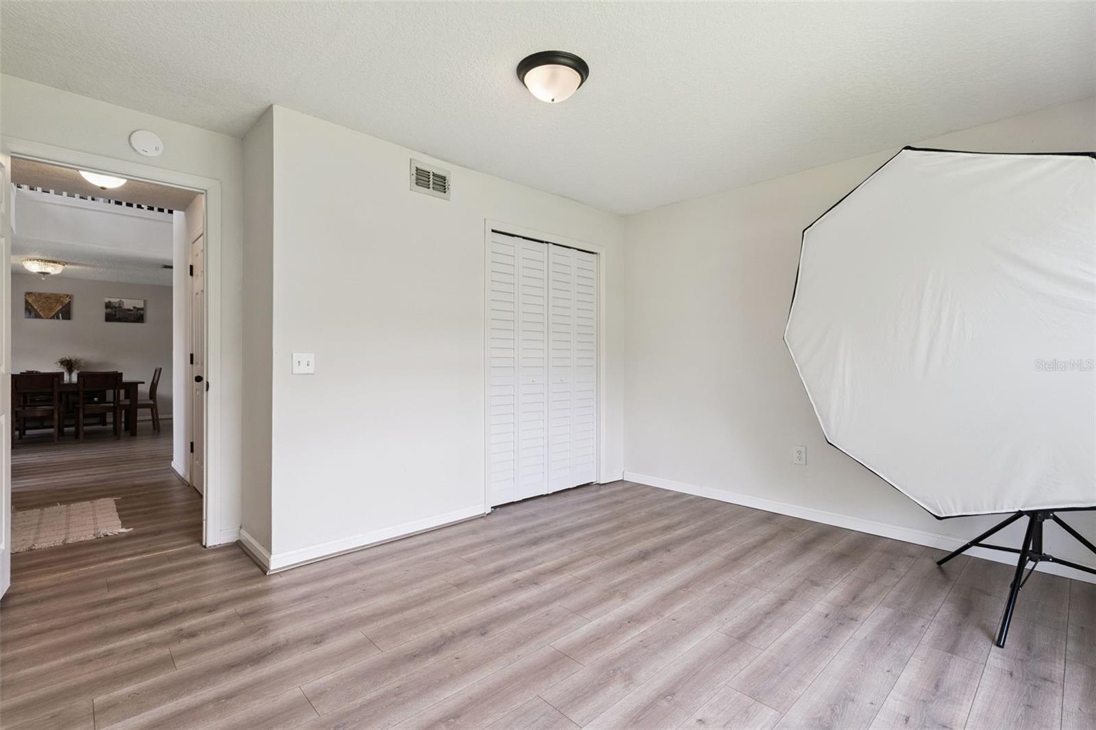 LAKEVIEW RESERVE - Residential