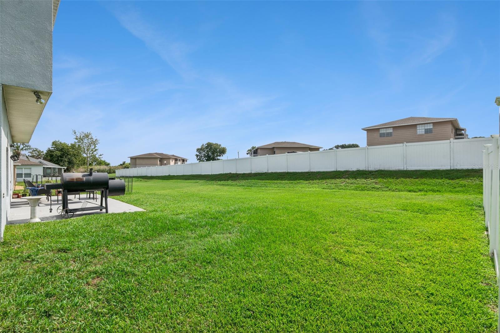 LAKEVIEW RESERVE - Residential