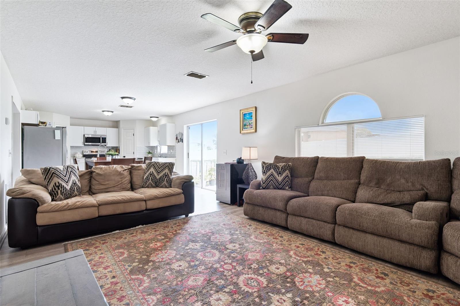 LAKEVIEW RESERVE - Residential