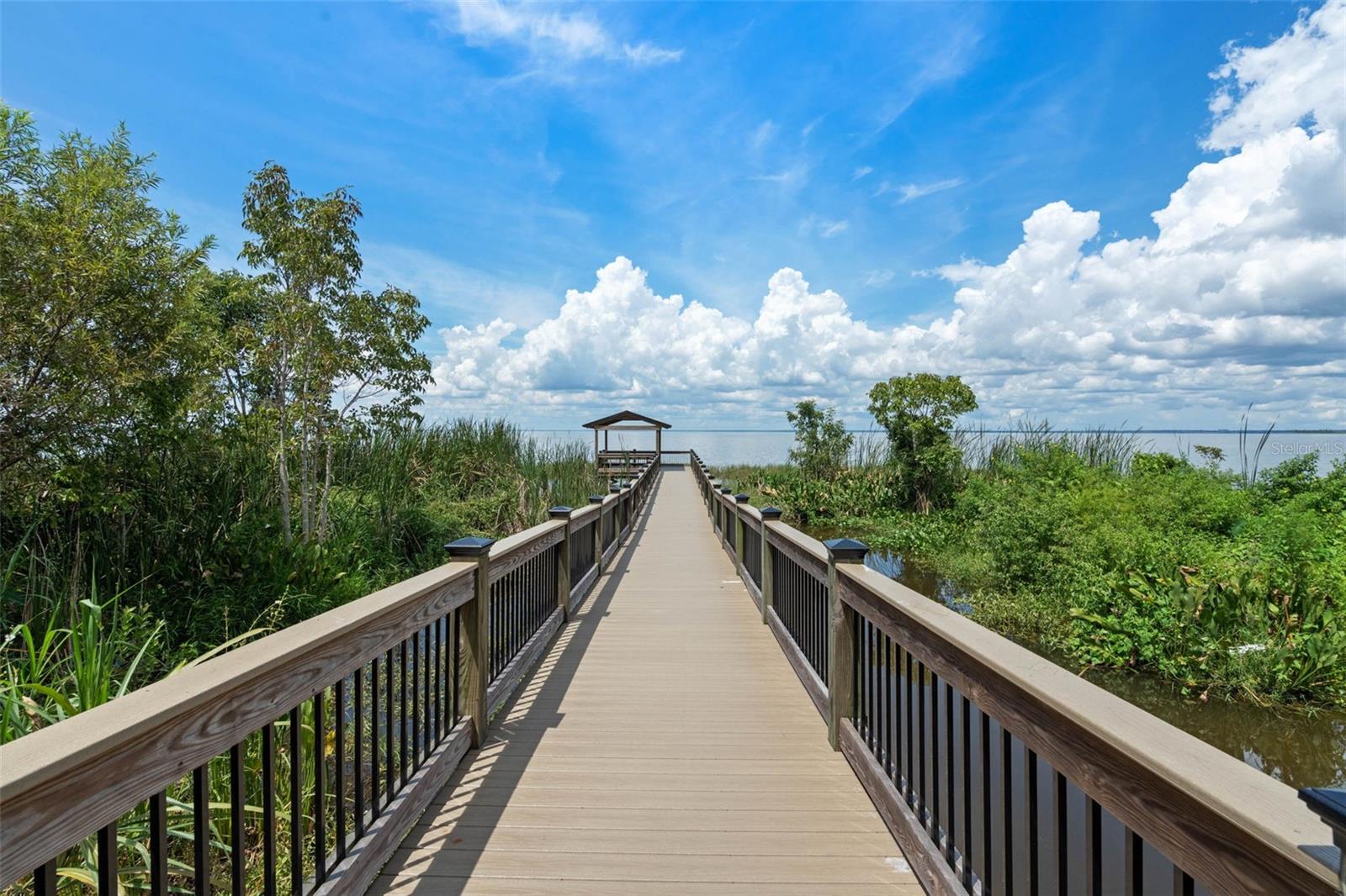 LAKEVIEW RESERVE - Residential