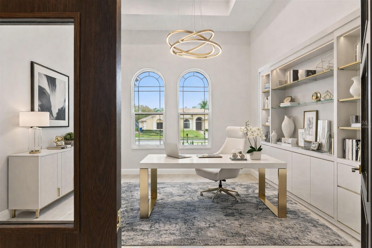 CHAMPIONS CLUB - Residential