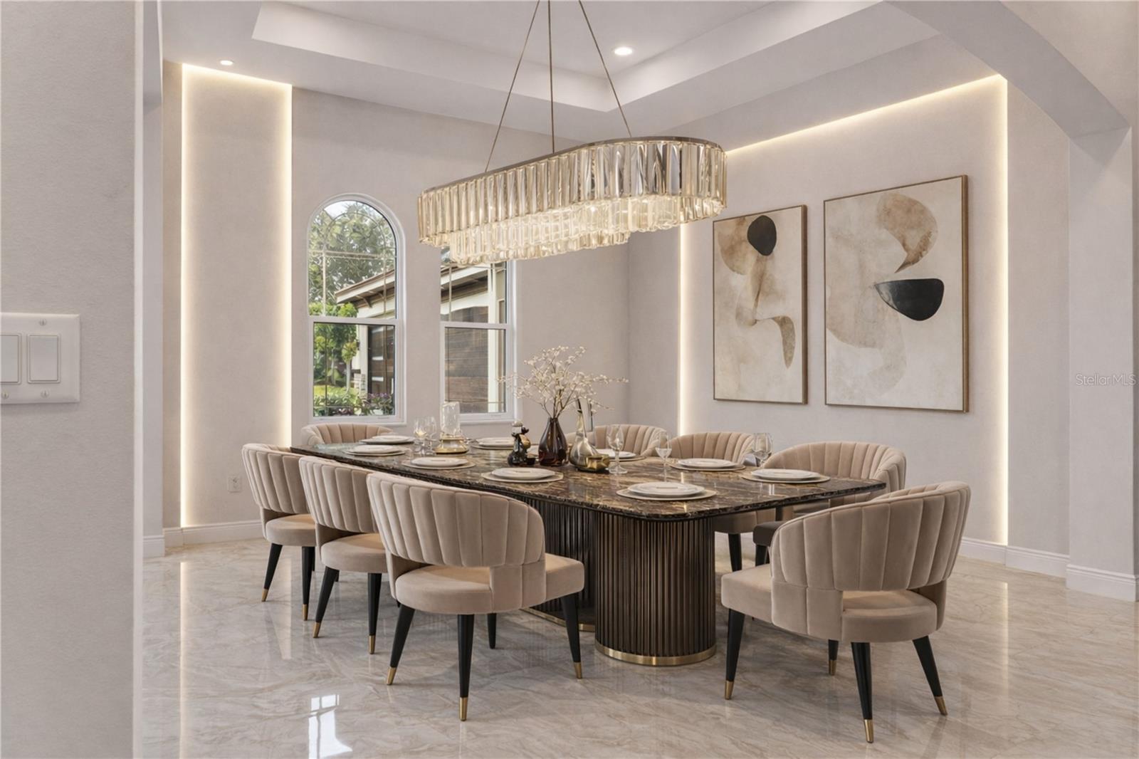 CHAMPIONS CLUB - Residential