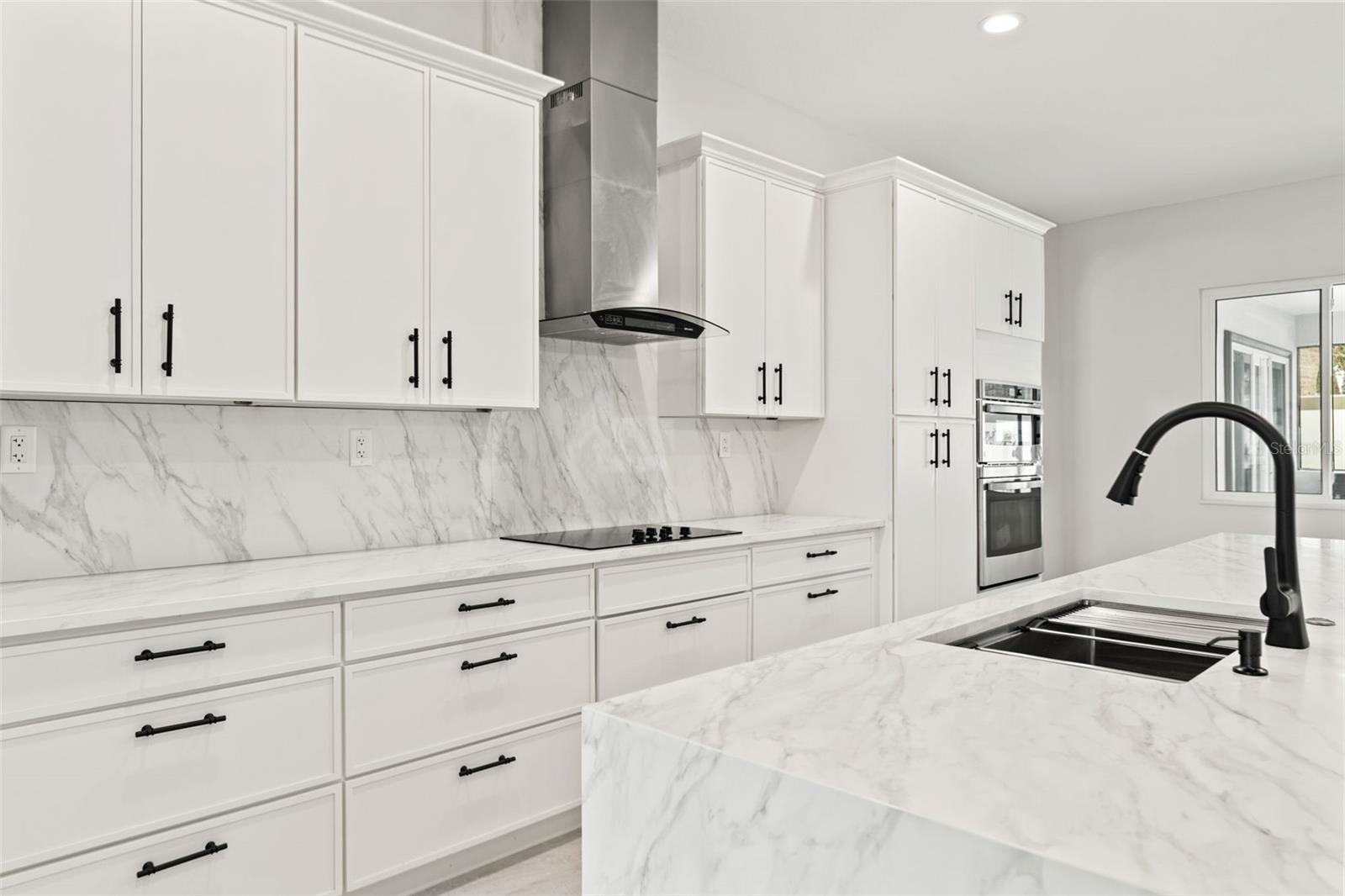 CHAMPIONS CLUB - Residential