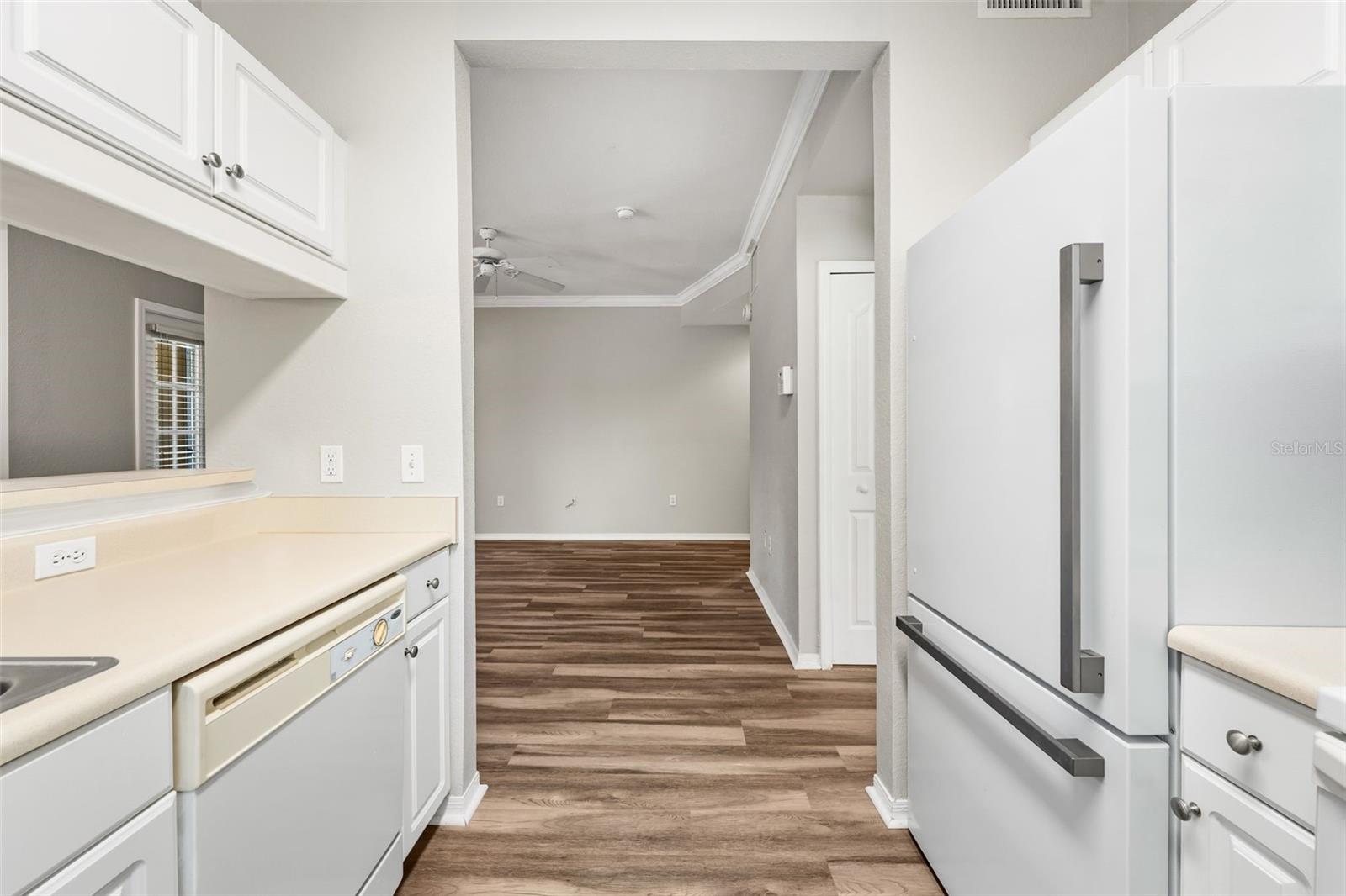 CHARLESTON PLACE - Residential