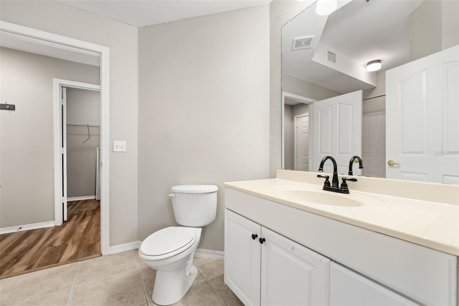 CHARLESTON PLACE - Residential