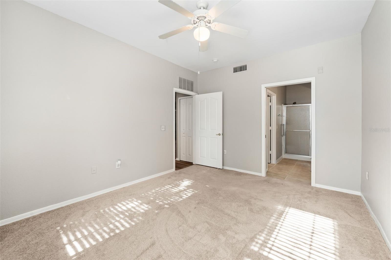 CHARLESTON PLACE - Residential