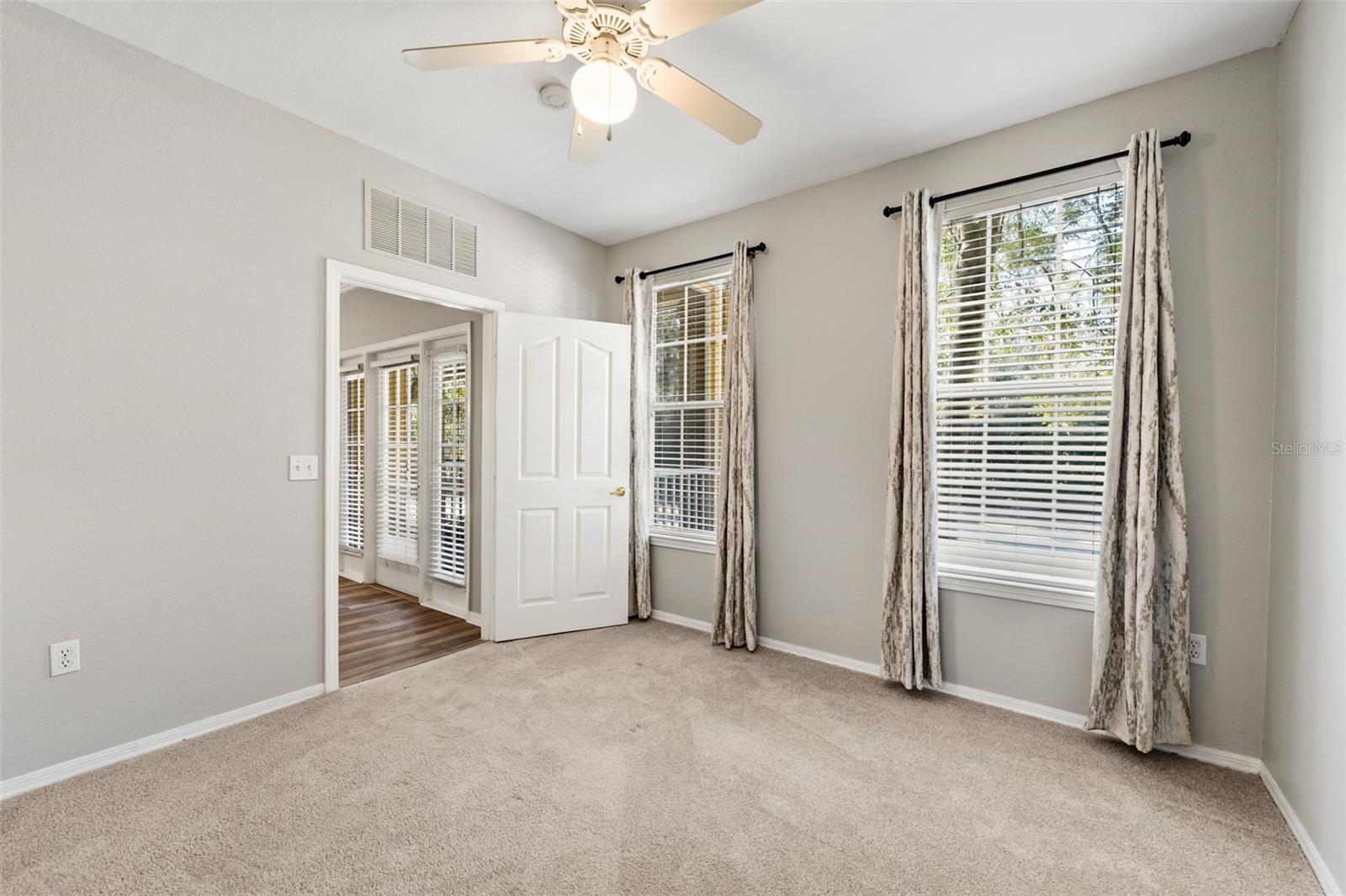 CHARLESTON PLACE - Residential