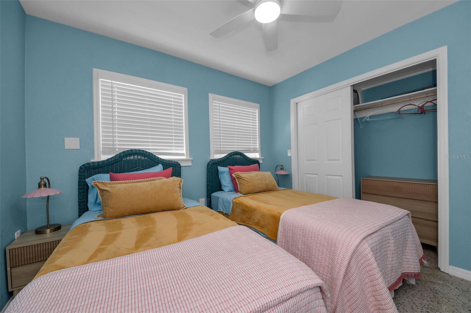 ST PETERSBURG BEACH NORTH UNIT 7 - Residential