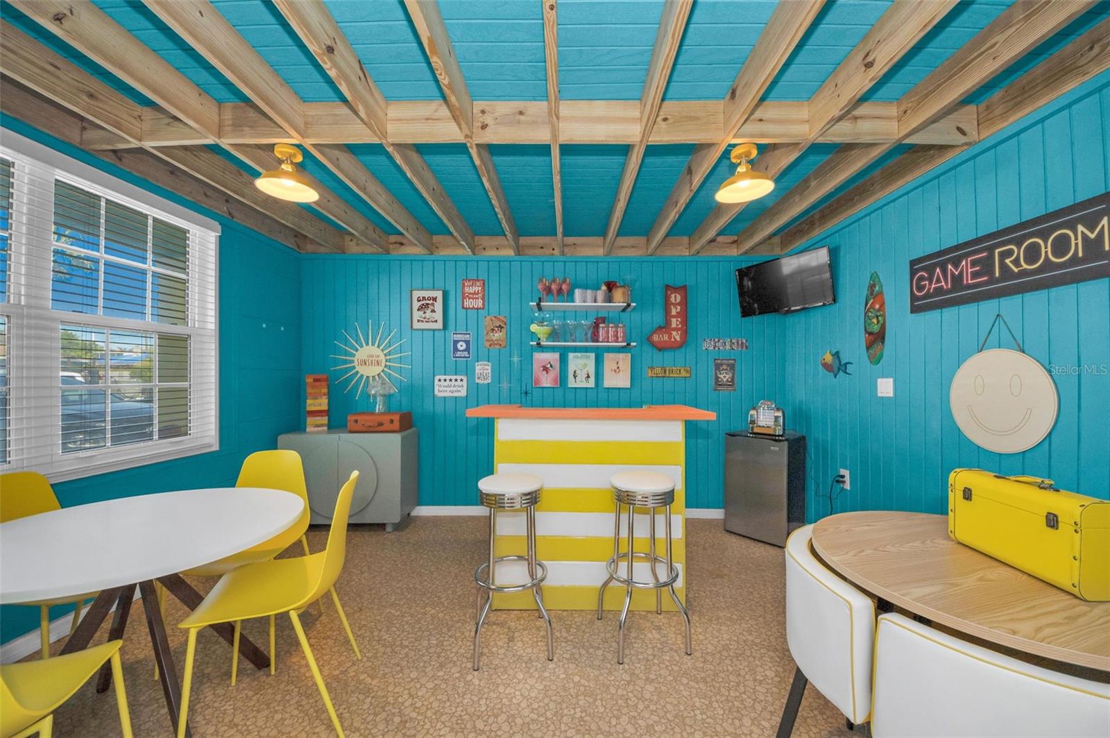 ST PETERSBURG BEACH NORTH UNIT 7 - Residential