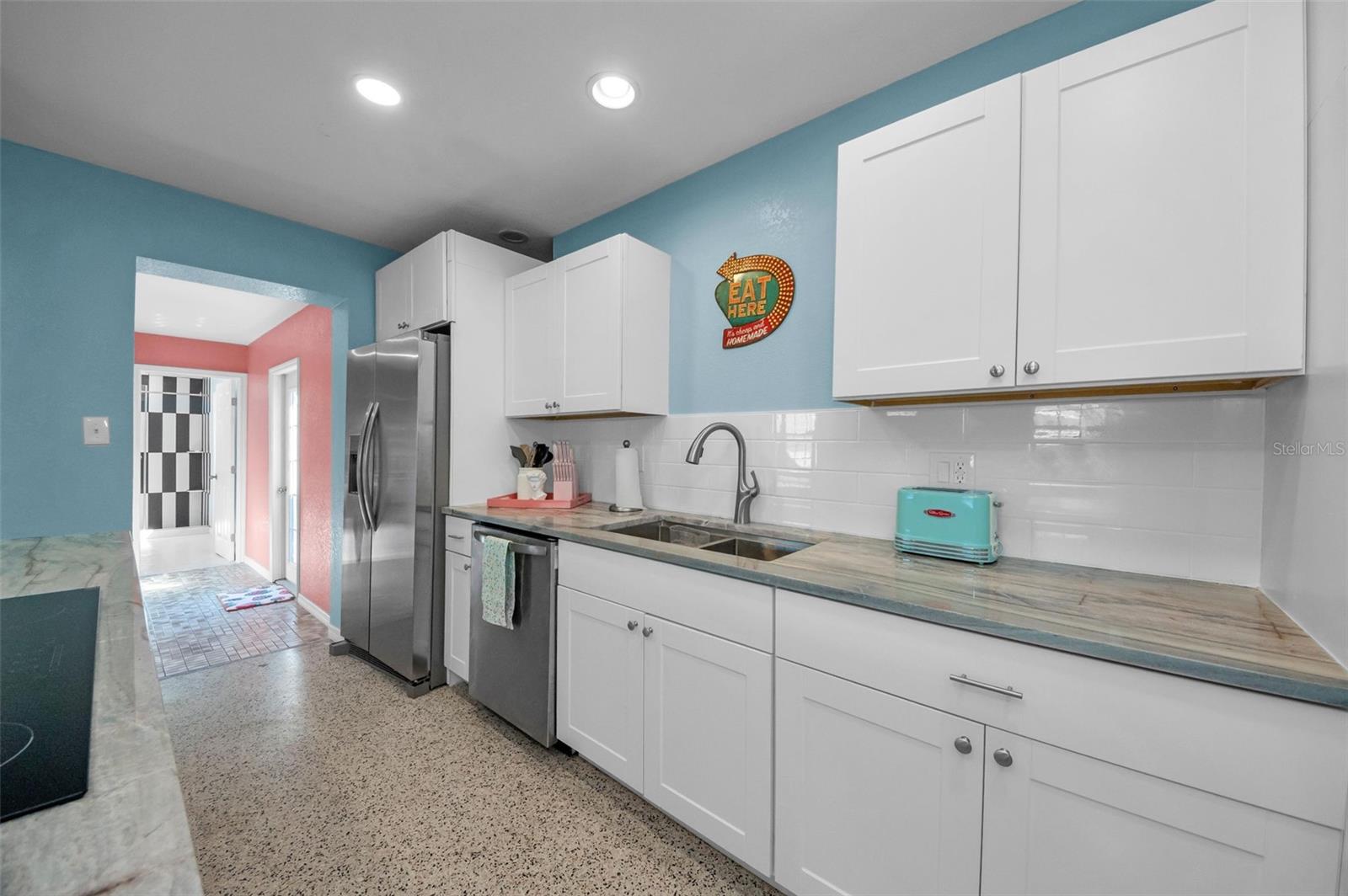 ST PETERSBURG BEACH NORTH UNIT 7 - Residential