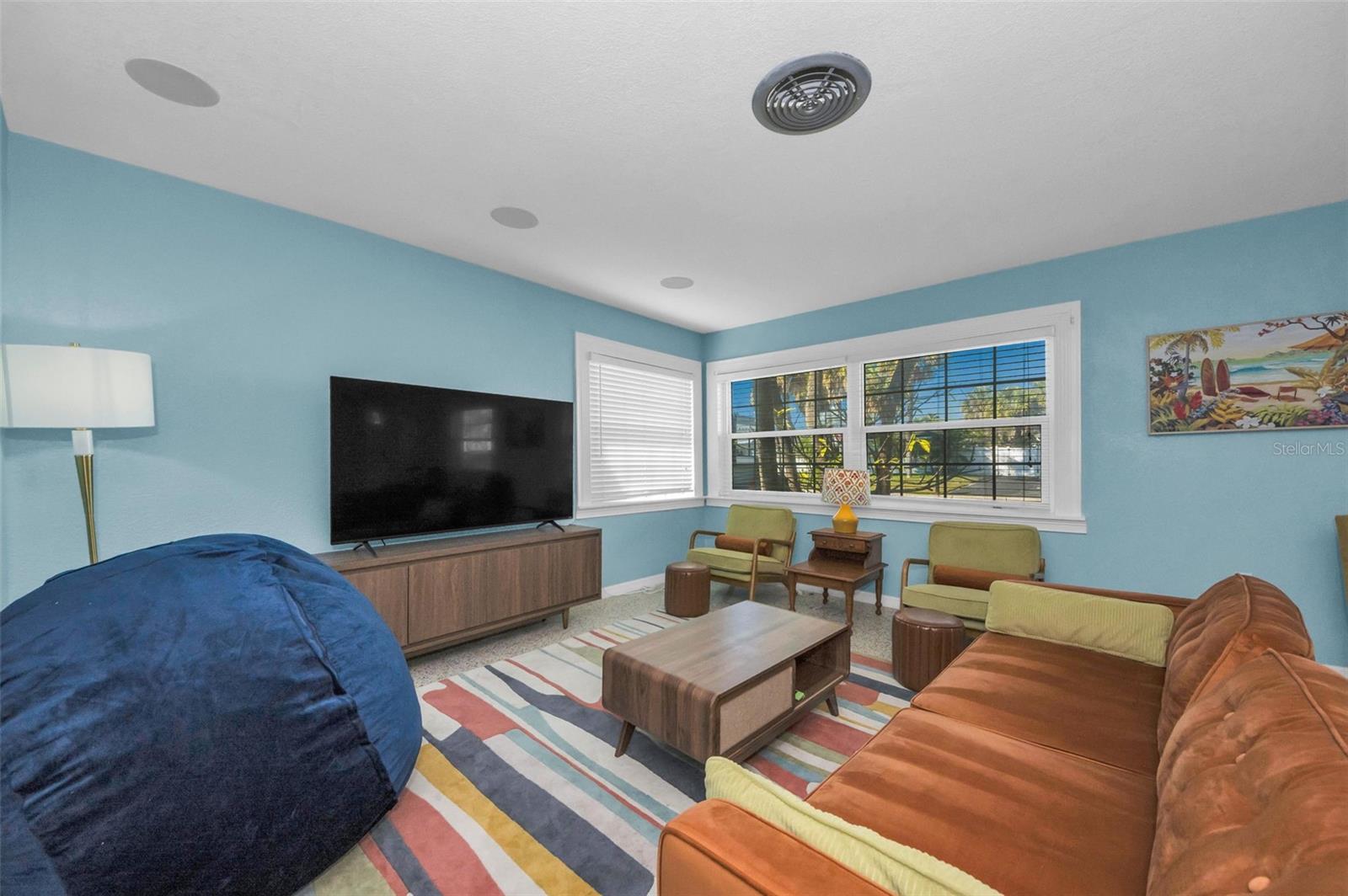 ST PETERSBURG BEACH NORTH UNIT 7 - Residential