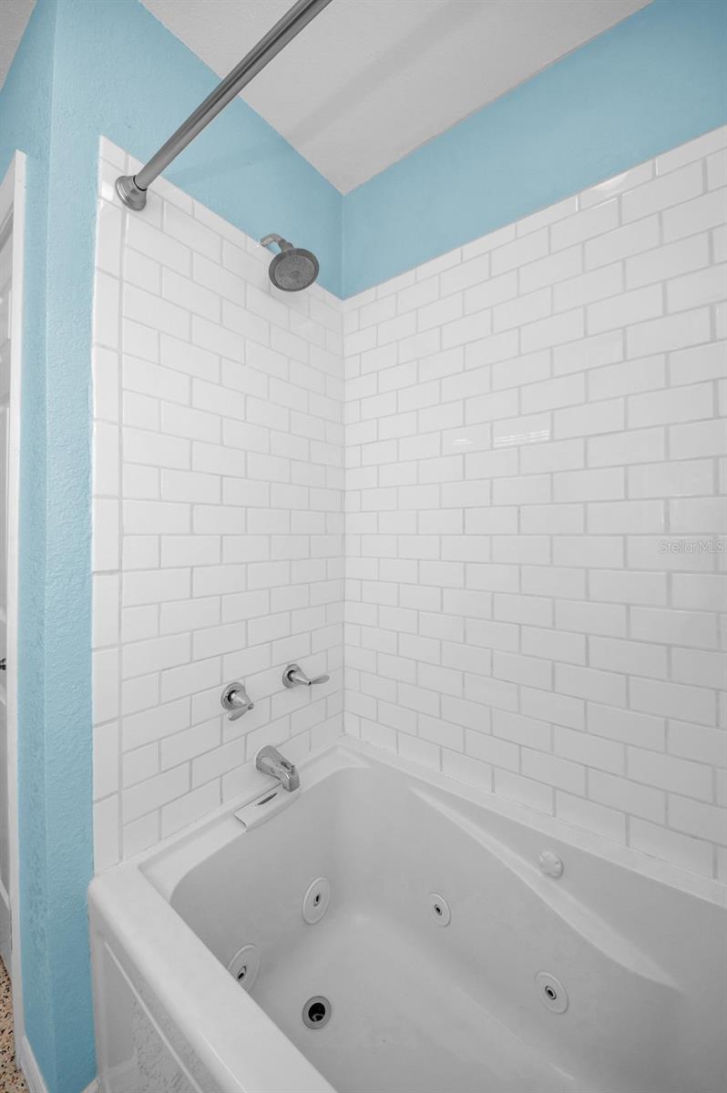 ST PETERSBURG BEACH NORTH UNIT 7 - Residential