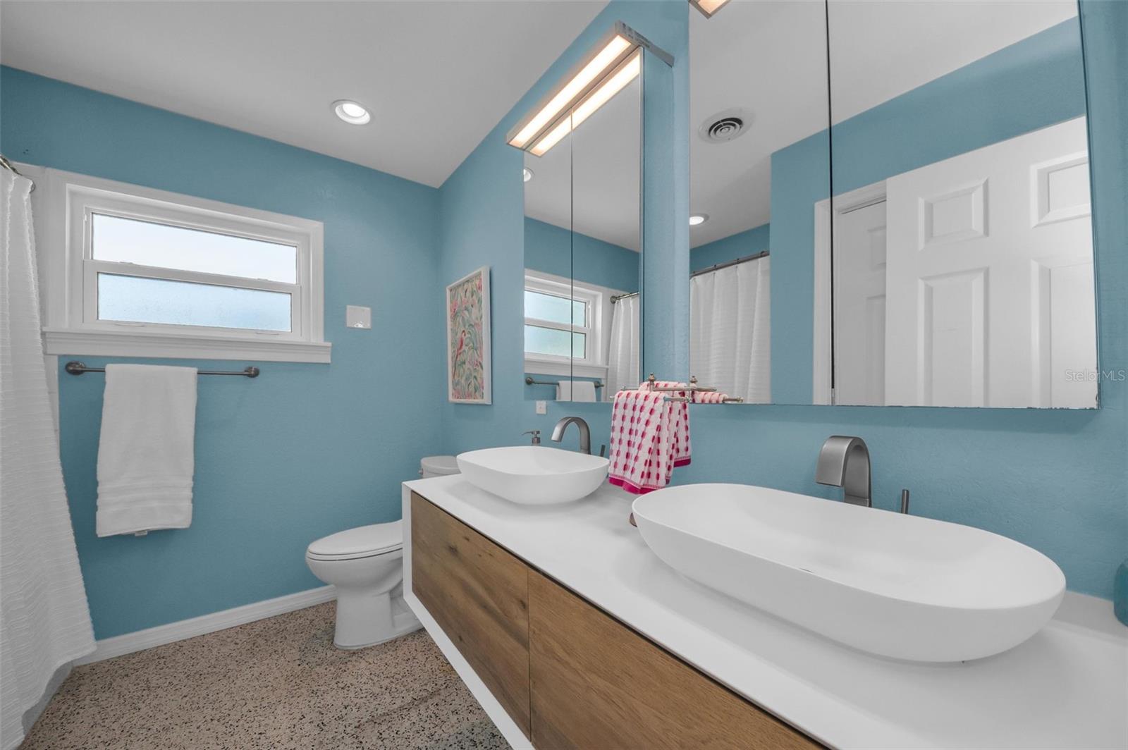 ST PETERSBURG BEACH NORTH UNIT 7 - Residential