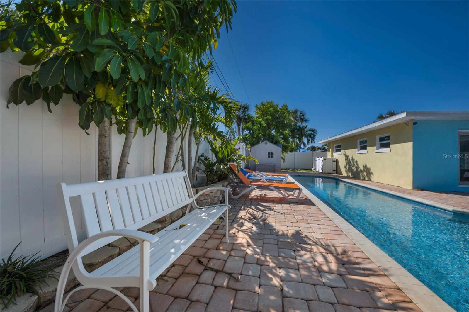 ST PETERSBURG BEACH NORTH UNIT 7 - Residential