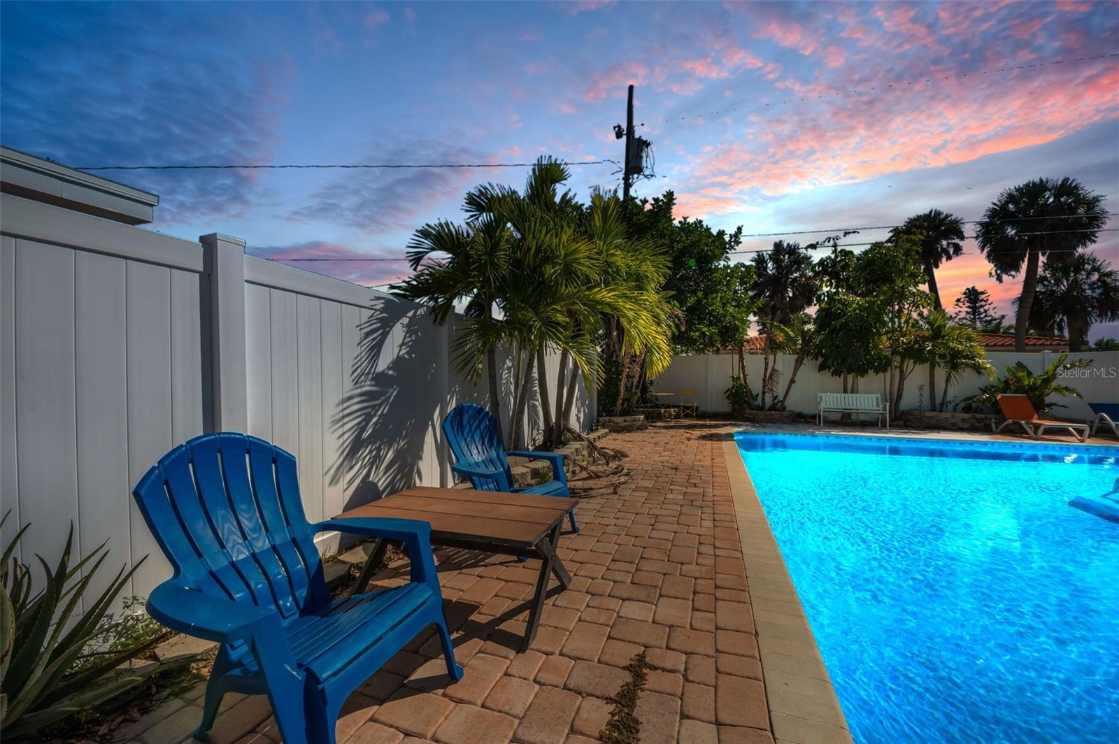 ST PETERSBURG BEACH NORTH UNIT 7 - Residential