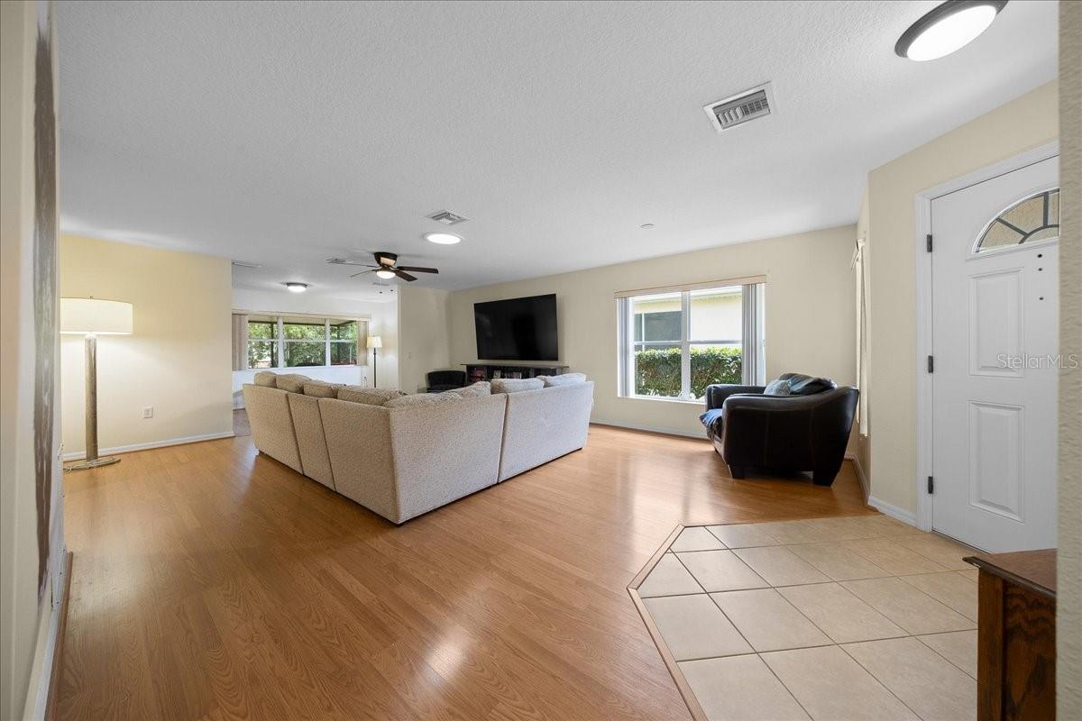 9082 SW 102ND CIRCLE