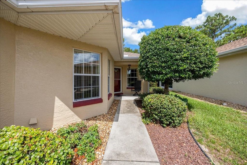Photo of 9082 SW 102nd Circle, Ocala, FL 34481 (MLS # OM728913)