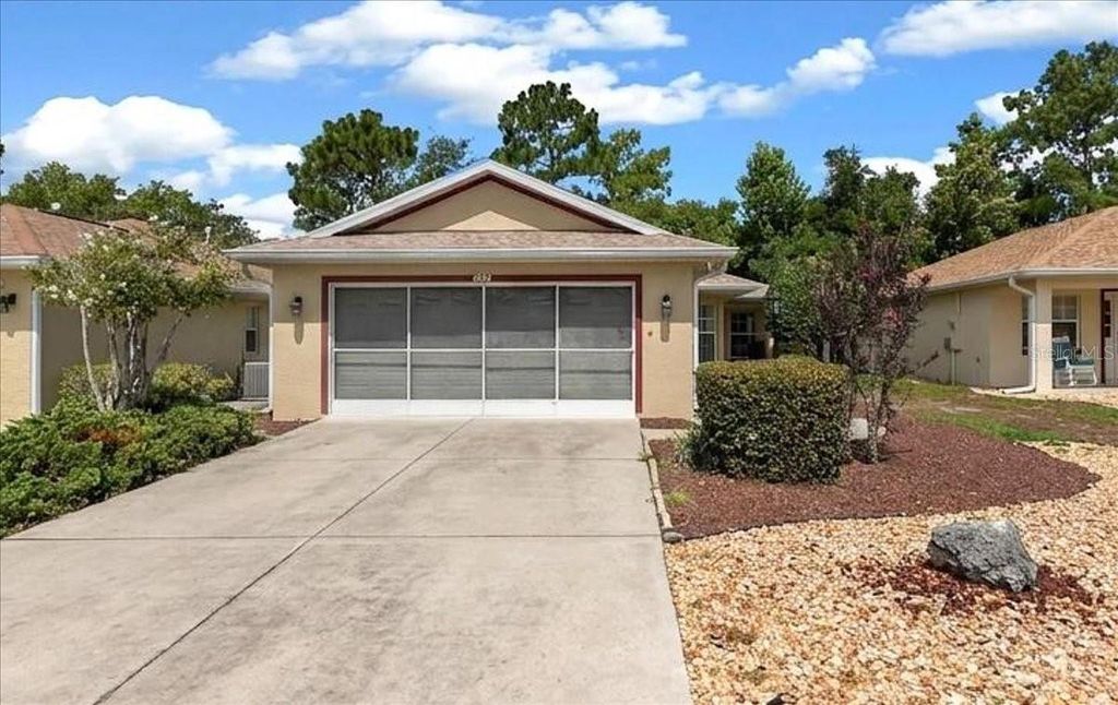 Photo of 9082 SW 102nd Circle, Ocala, FL 34481 (MLS # OM728913)