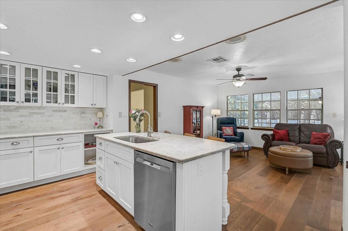 TOBERO WOODS - Residential