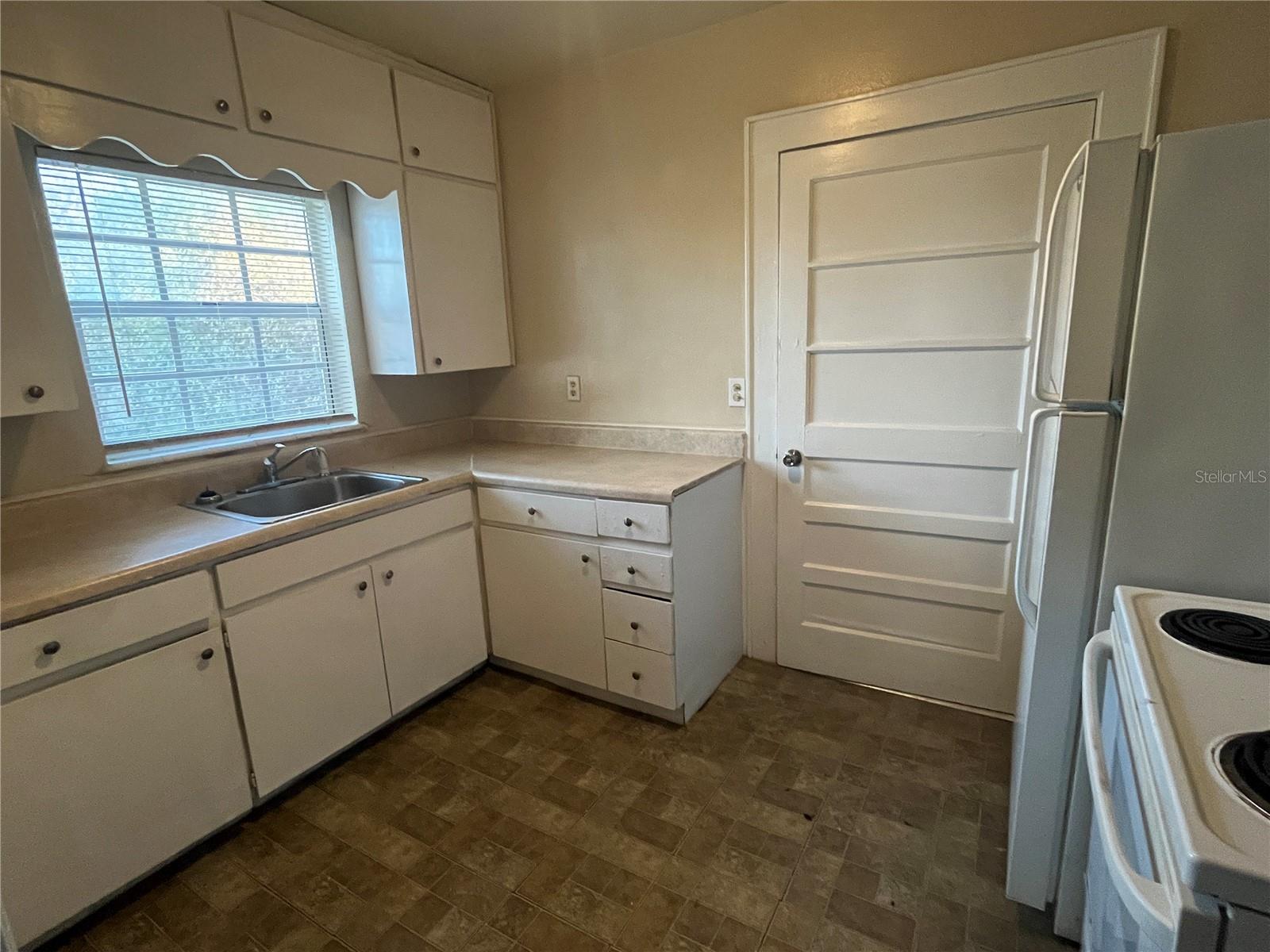 SEMINOLE HEIGHTS - Residential Lease
