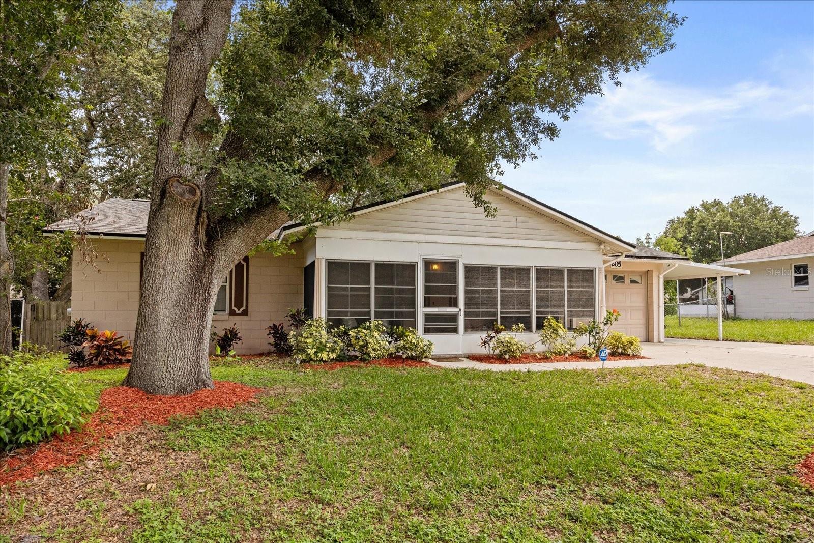 205 CRICKET HOLLOW LANE