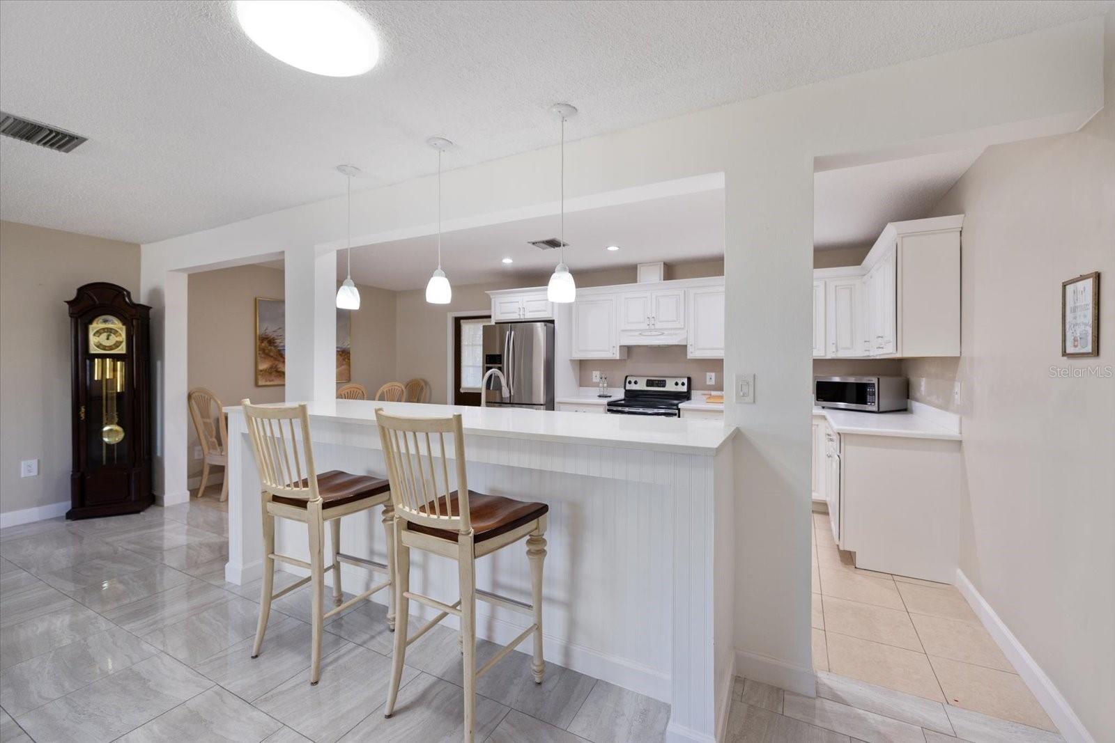 SOUTH VENICE - Residential