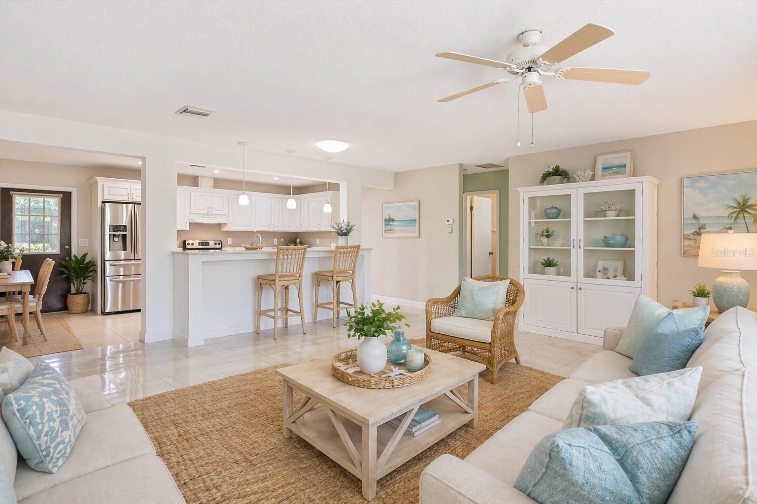 SOUTH VENICE - Residential