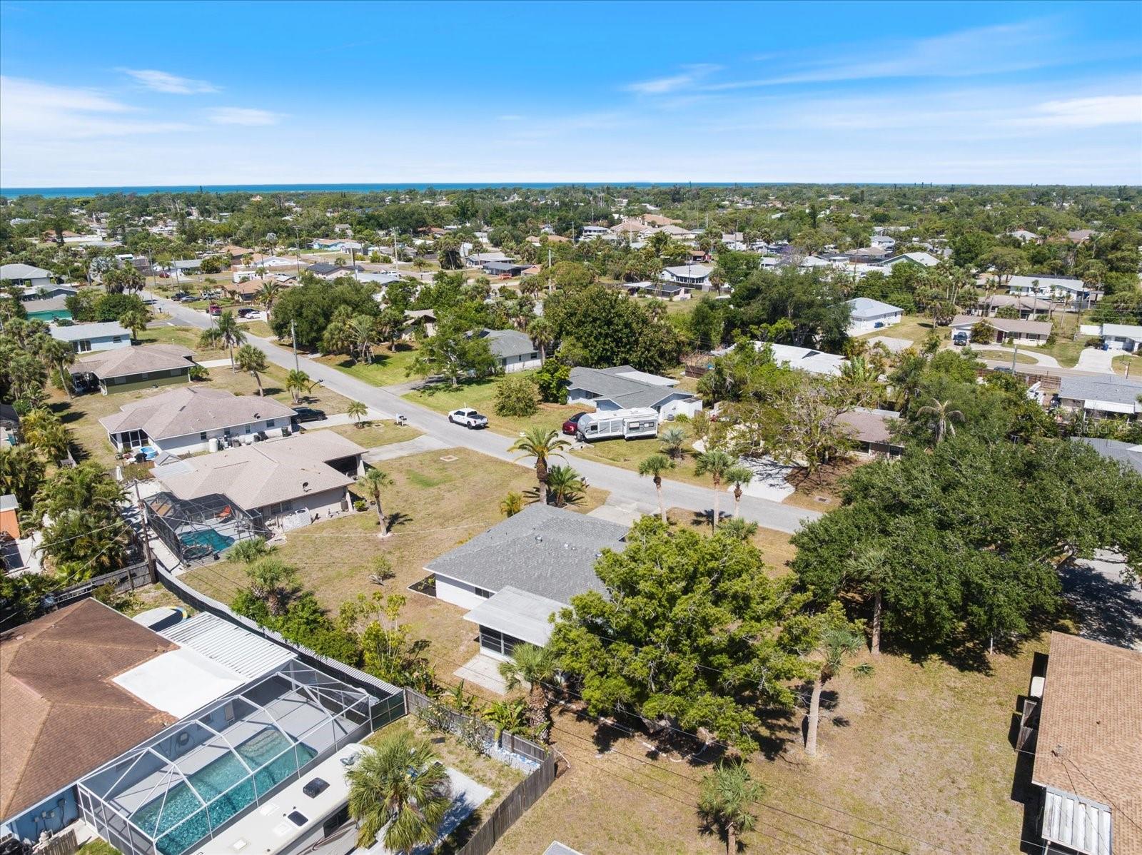 SOUTH VENICE - Residential