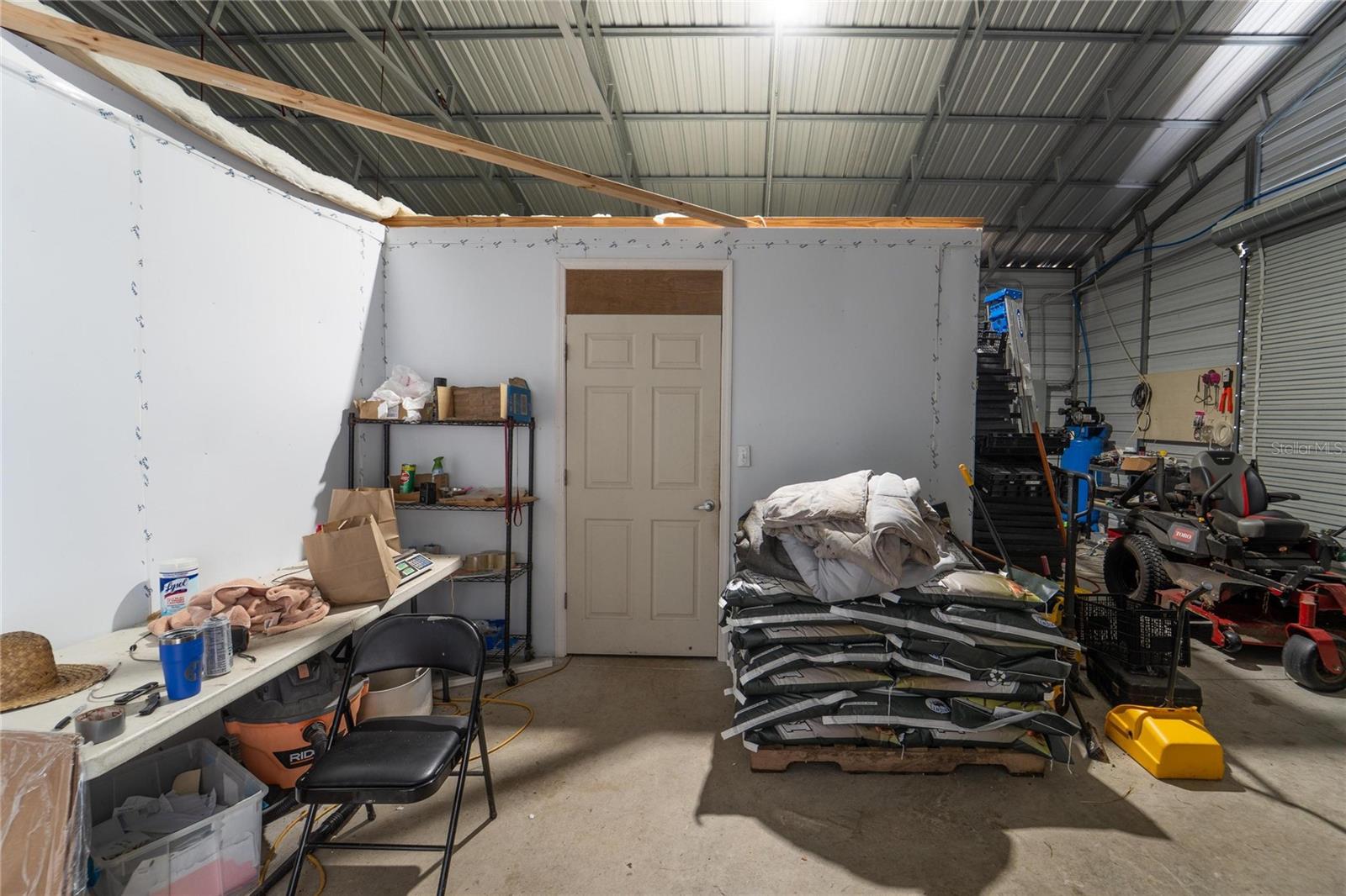 LANDSBERGER - CLASS 1 SUB - Land