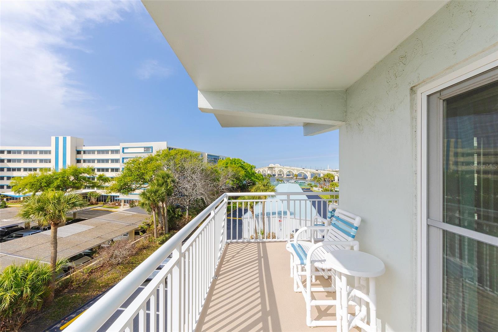 100 SILVER BEACH AVENUE 502
