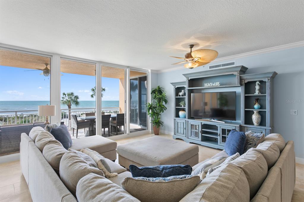 SERENO CONDO - Residential