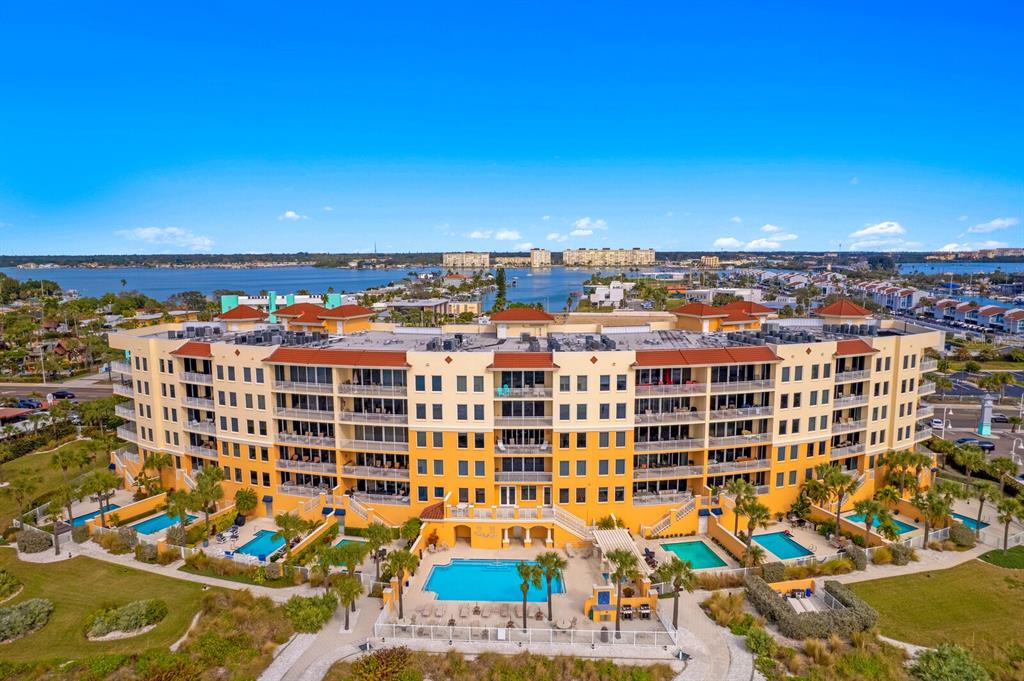 SERENO CONDO - Residential