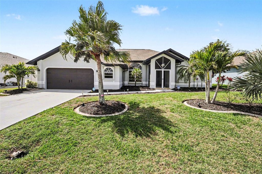 Photo of 301 Gold Tree, Punta Gorda, FL 33955 (MLS # C7524338)
