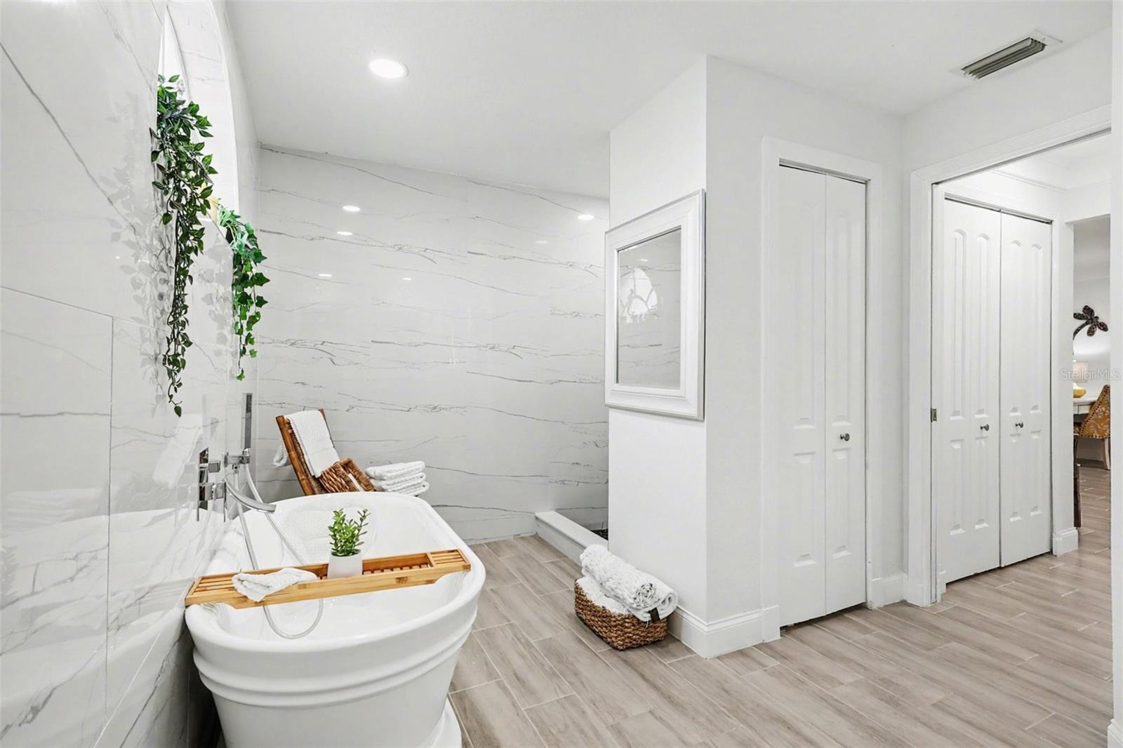 PUNTA GORDA ISLES SEC 18 - Residential