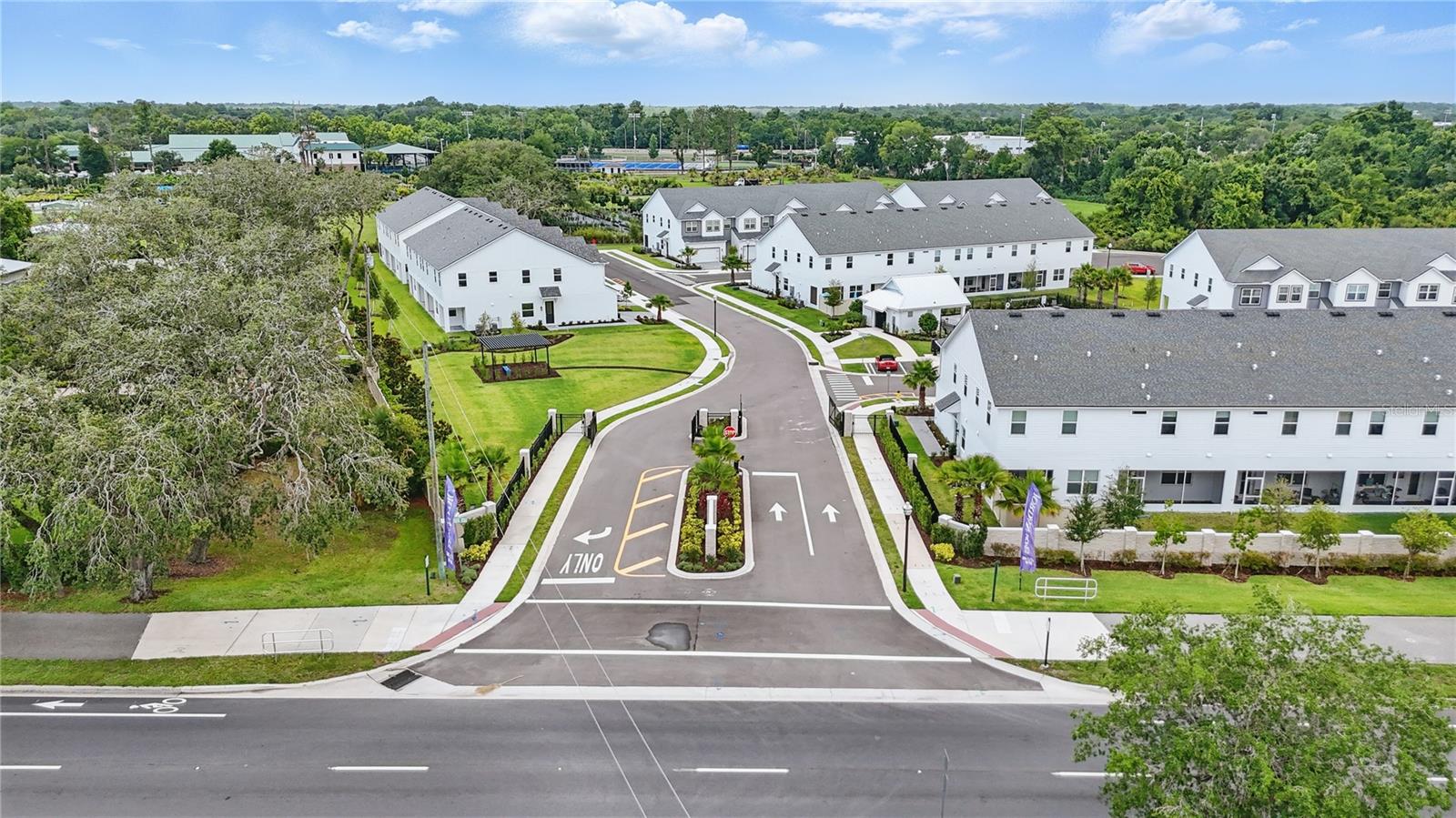 BRENTWOOD LANDING - Residential