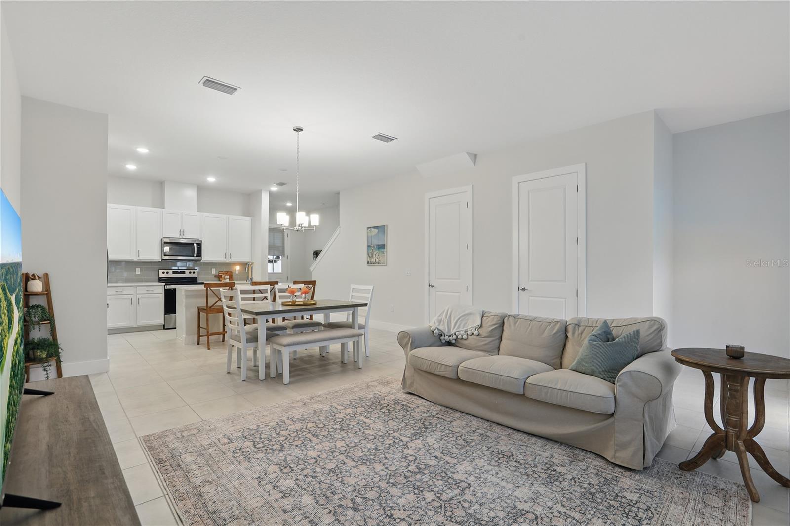 BRENTWOOD LANDING - Residential